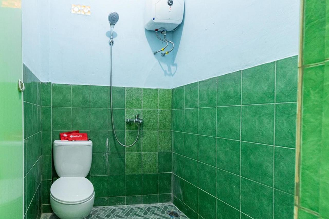 Reddoorz Syariah @ Jalan Setiabudi Medan 3 Exterior foto
